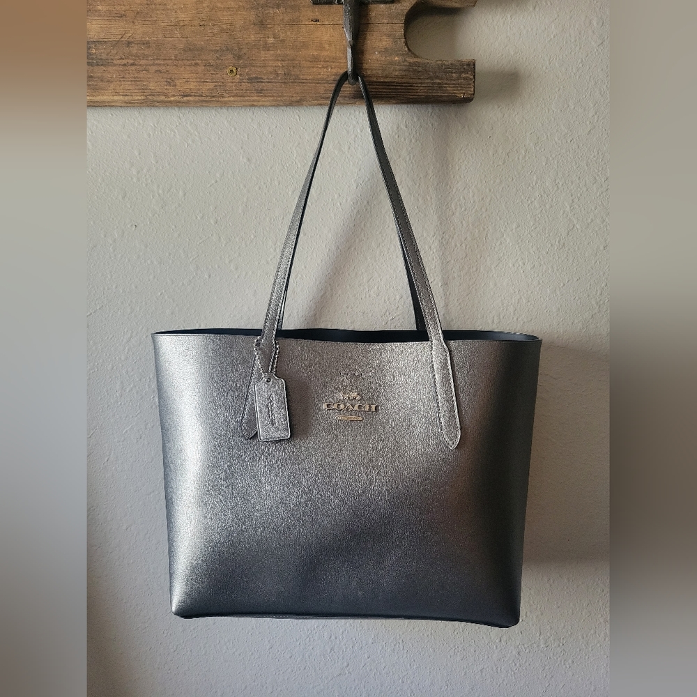 Coach Tote